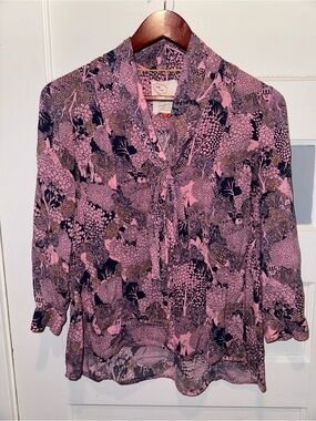 Tea Collection Pink and Navy Tie-Neck Floral Blouse